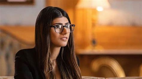 mia khalifa playboy